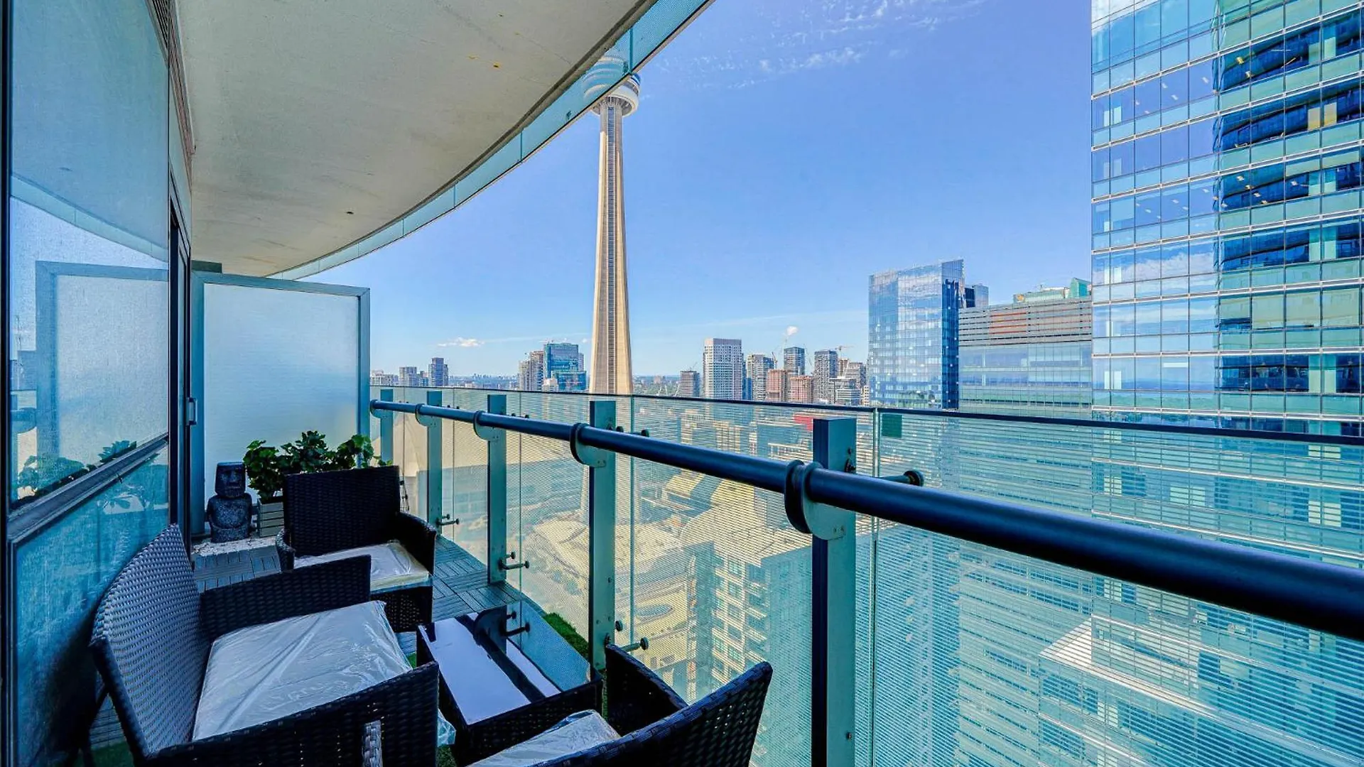 The Urban Escape Apartman Toronto