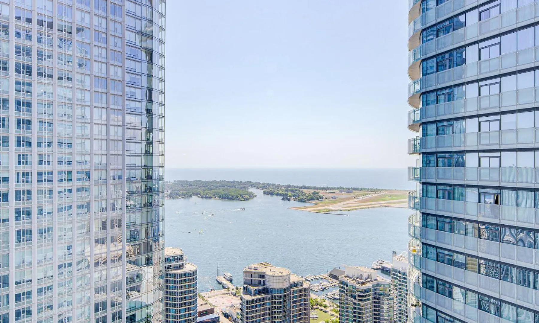 The Urban Escape Apartman Toronto