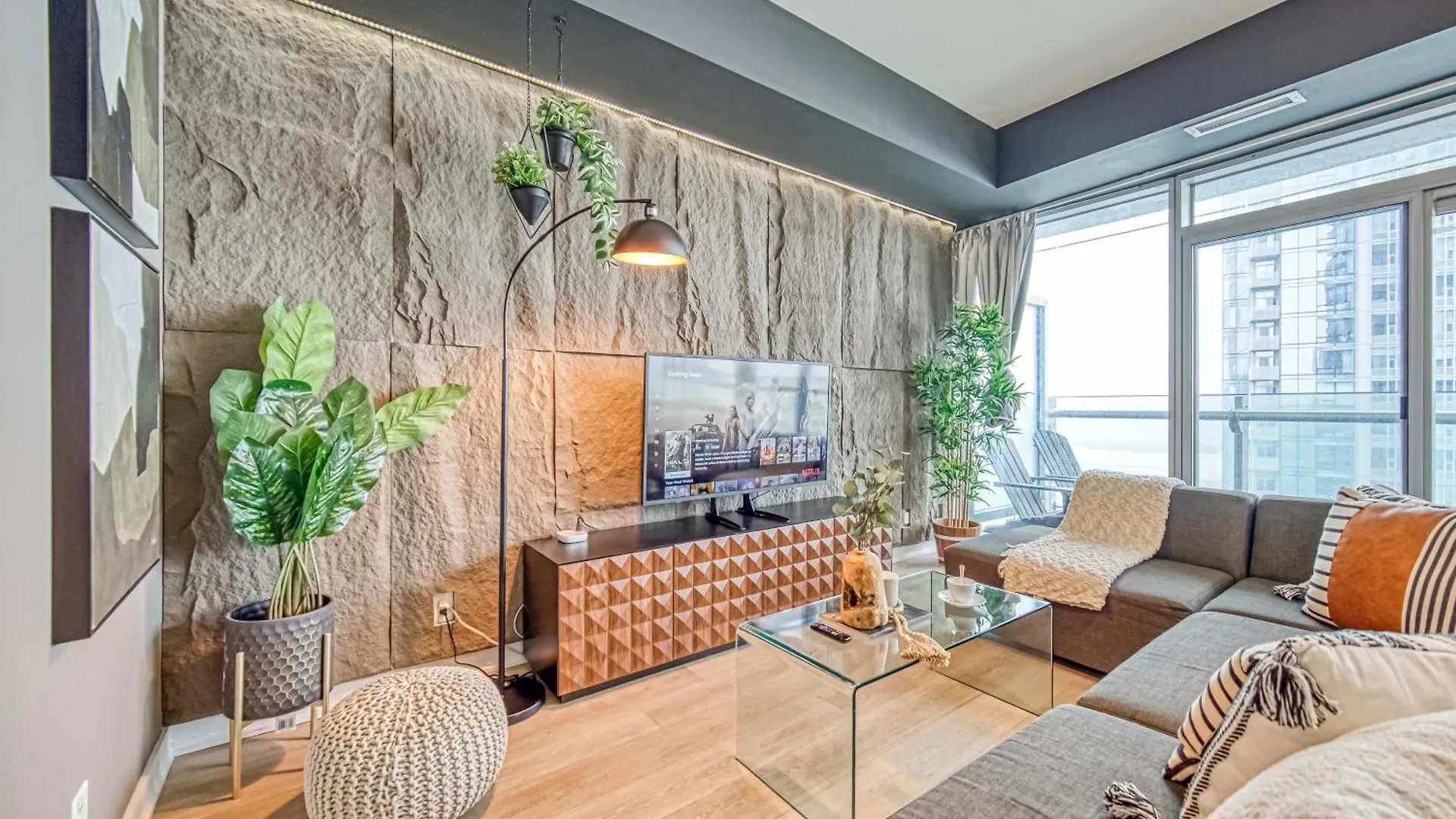 The Urban Escape Apartment Toronto Canada